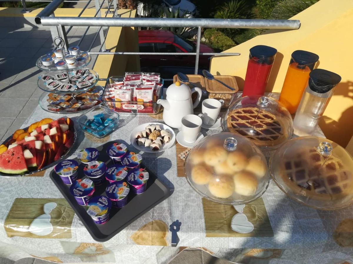 Sale E Sole Sul Mare